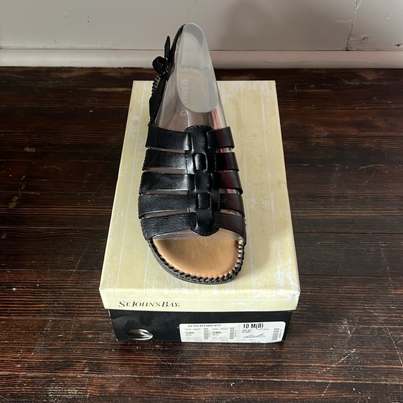 NIB NWT St. John’s Bay Palm Black Womens Sandal Size 10 - Picture 2 of 5
